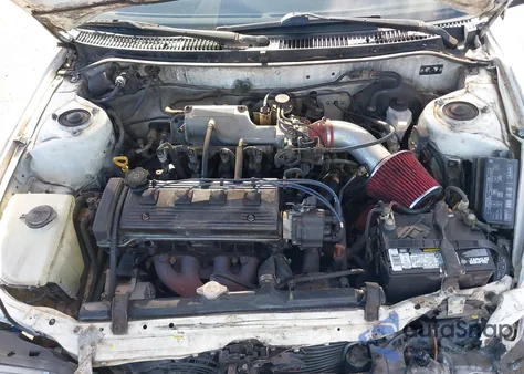 1996 Toyota Corolla Dx z USA, uszkodzony, nr VIN JT2BB02E8T0109895